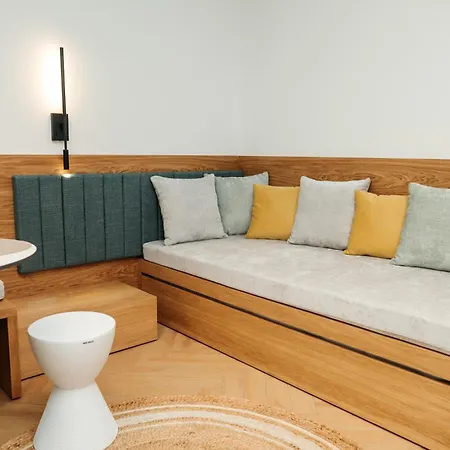 Yellow 4* Кавала